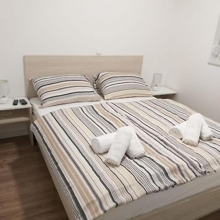 Apartman Iva 시베니크 외부 사진